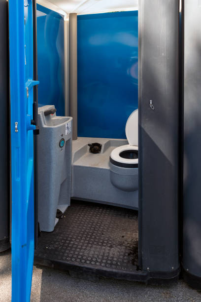 Best Porta potty delivery and setup  in Holly Hills, CO