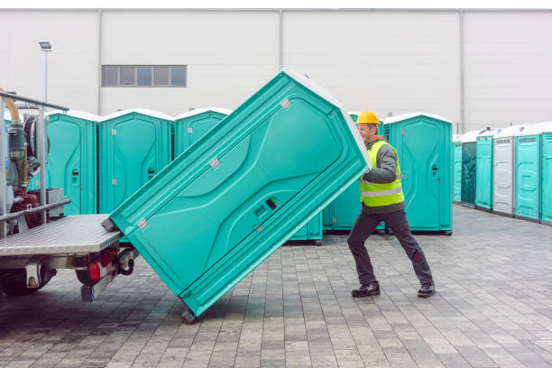 Portable Toilet Options We Offer in Holly Hills, CO