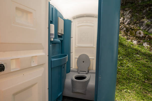 Porta potty rental for outdoor events in Holly Hills, CO